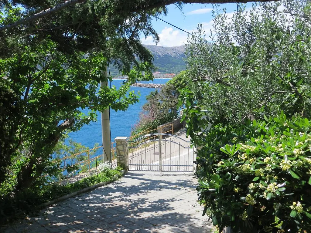Apartments Kricin II Baška